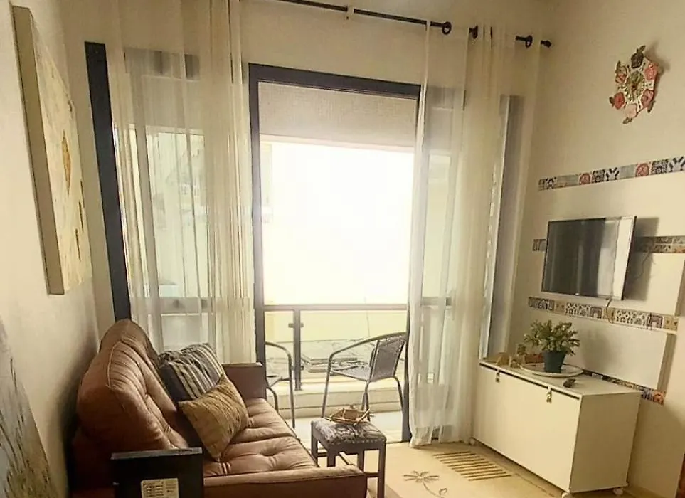Apartamento Enseada-1